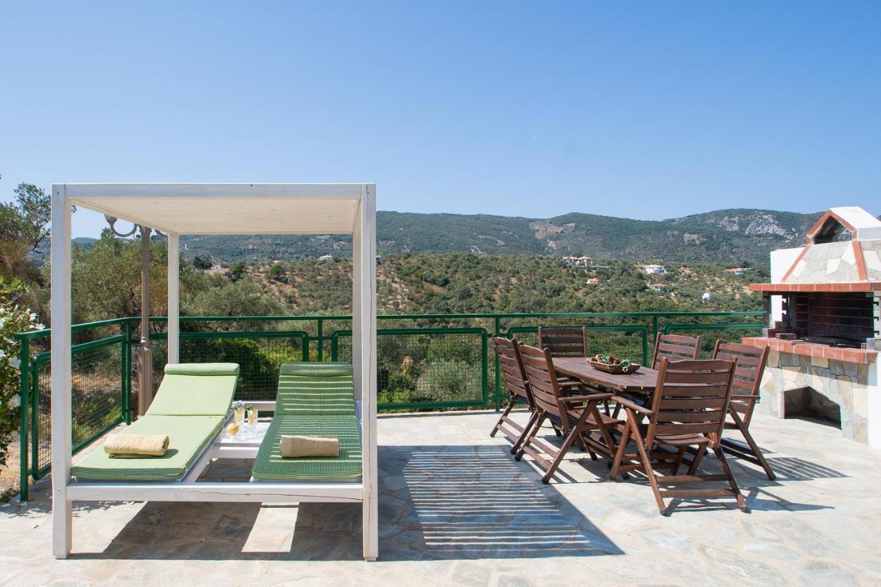 Four Seasons Villas Kalivia  エクステリア 写真
